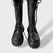 Bottes Hautes Féminines Noires avec Lacets et Semelle Track