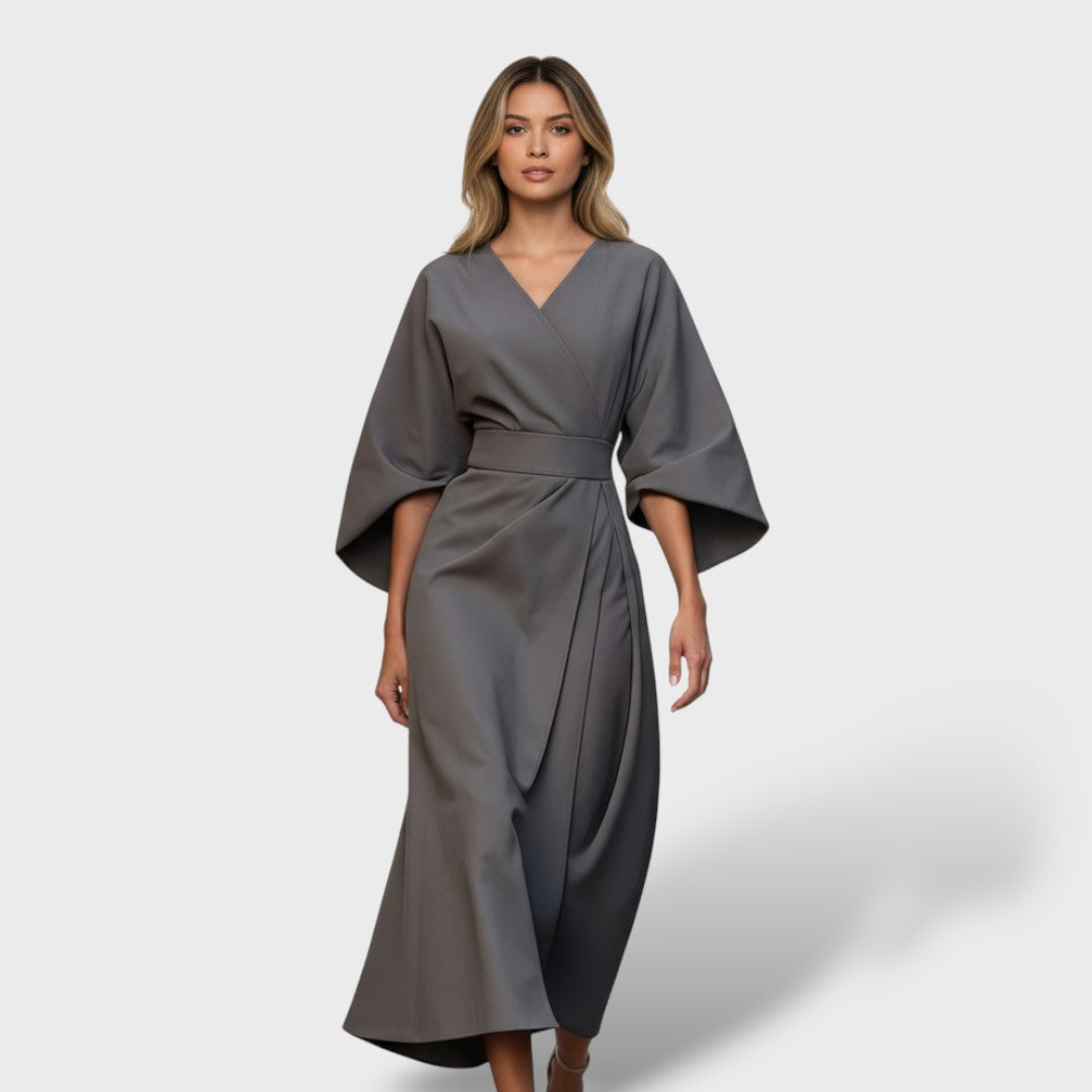 Robe élégante avec manches bouffantes