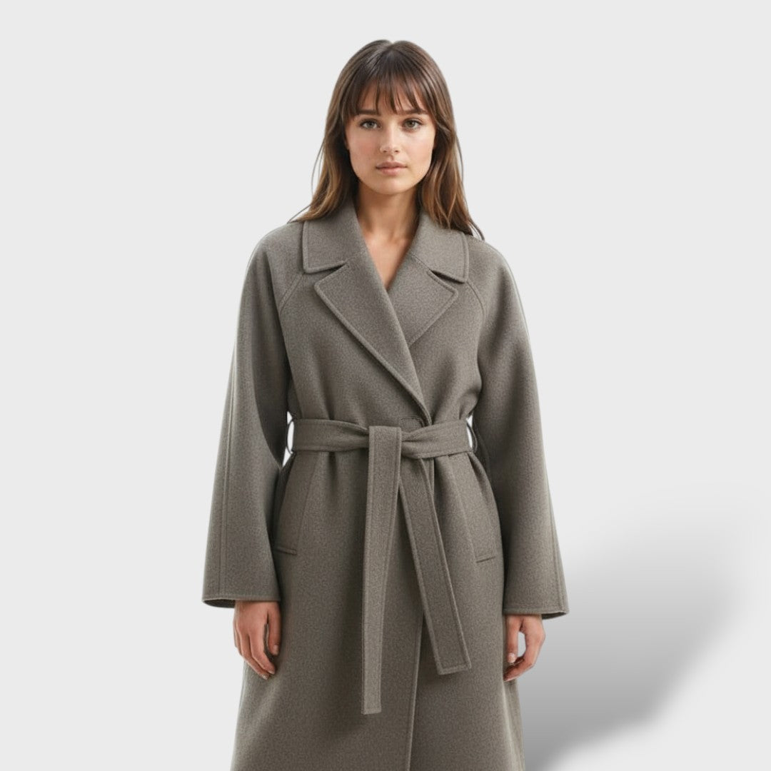 Manteau long en laine oversize élégant