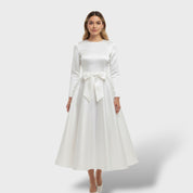 Robe midi élégante avec ceinture